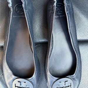 Tory Burch Black Leather Loafers